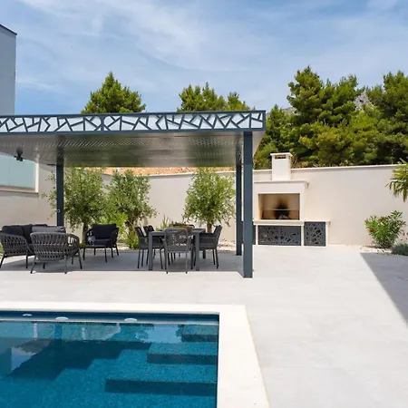 Βίλα New Apolina 4 En-suite Bedrooms, Sea Views Ποντστράνα