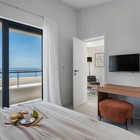 Βίλα New Apolina 4 En-suite Bedrooms, Sea Views