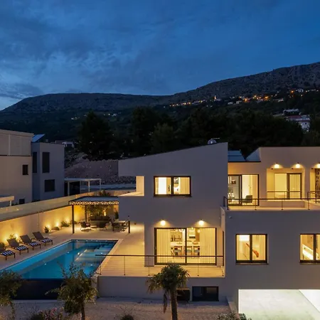 New Apolina 4 En-suite Bedrooms, Sea Views Βίλα