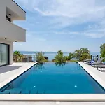 빌라 Apolina 4 En-suite Bedrooms, Sea Views *
